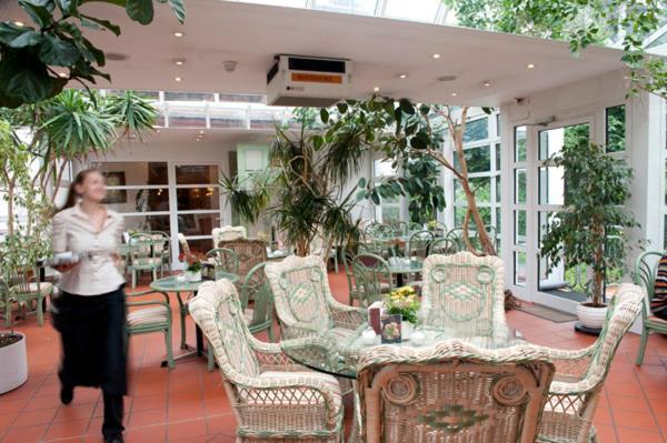 לנדסטול Hotel Goldinger מראה חיצוני תמונה