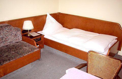 לנדסטול Hotel Goldinger חדר תמונה
