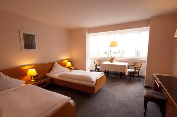 לנדסטול Hotel Goldinger חדר תמונה